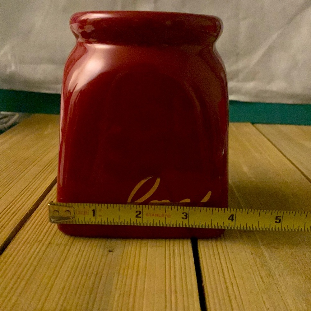 3/$15 ✨ Flash Sale. ‎ Valentine’s Day Vase - red love - Picture 3 of 3